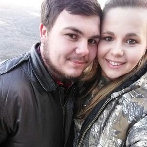 Meet your Posher, Leigha